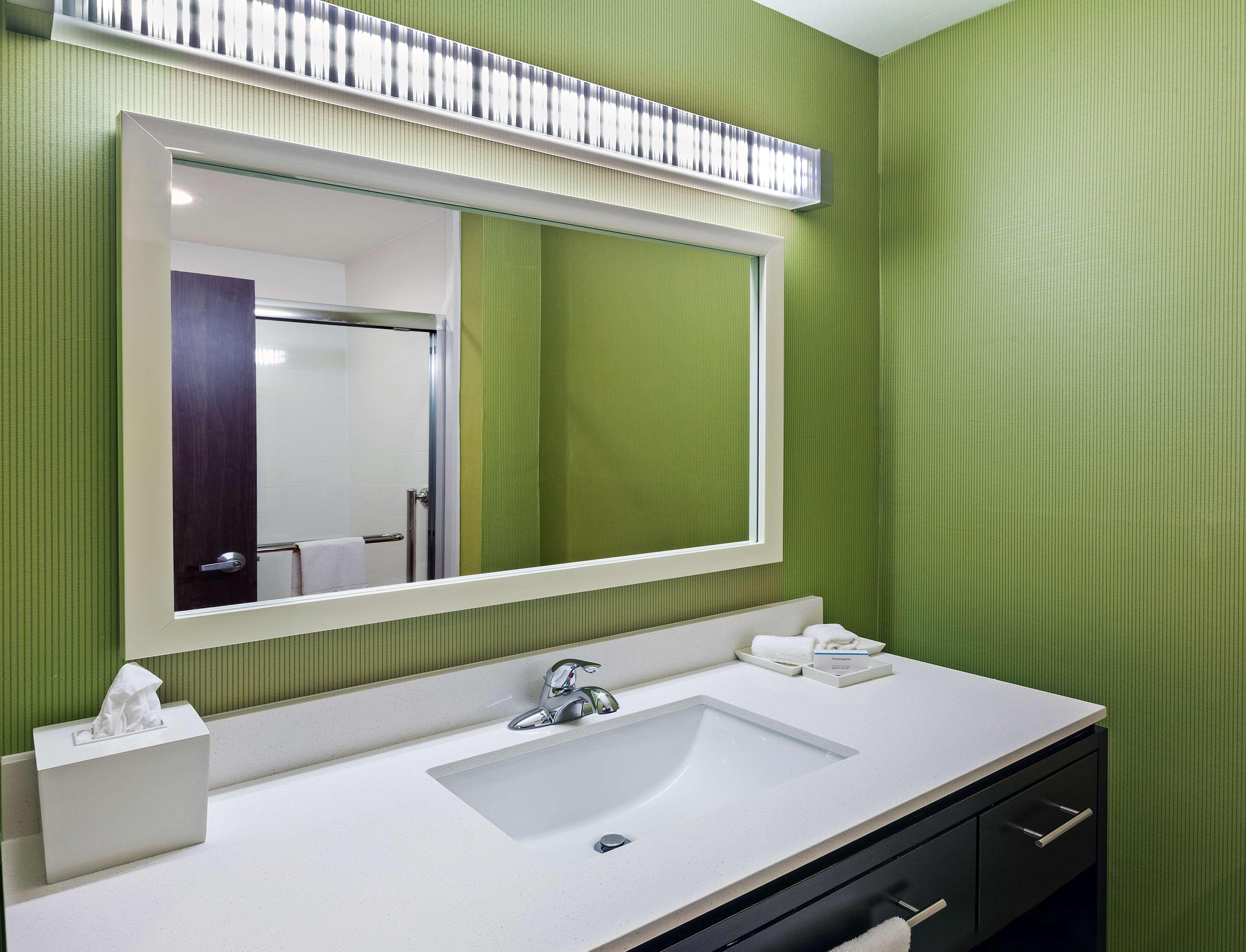 Home2 Suites By Hilton Gonzales Exterior photo
