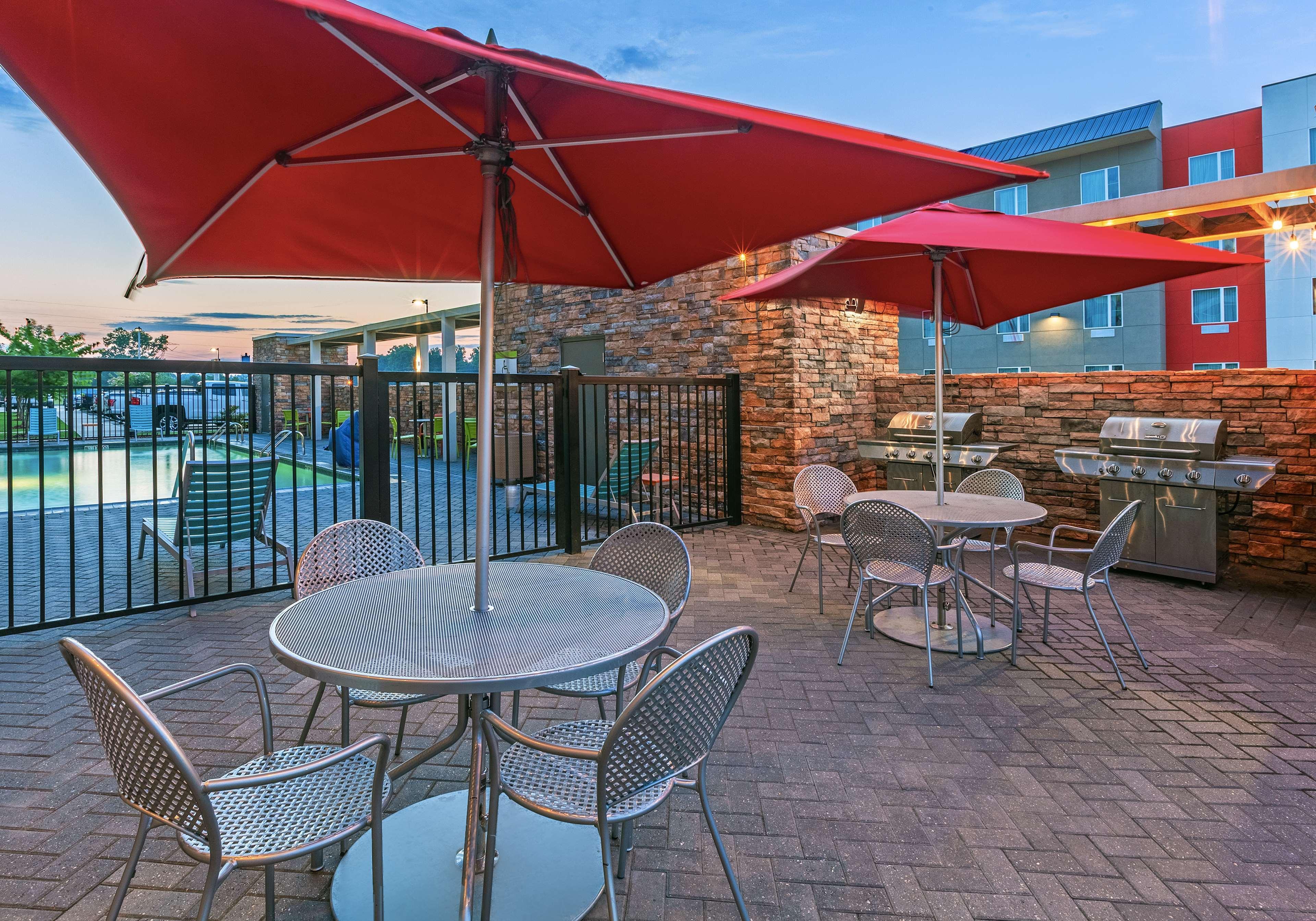 Home2 Suites By Hilton Gonzales Exterior photo