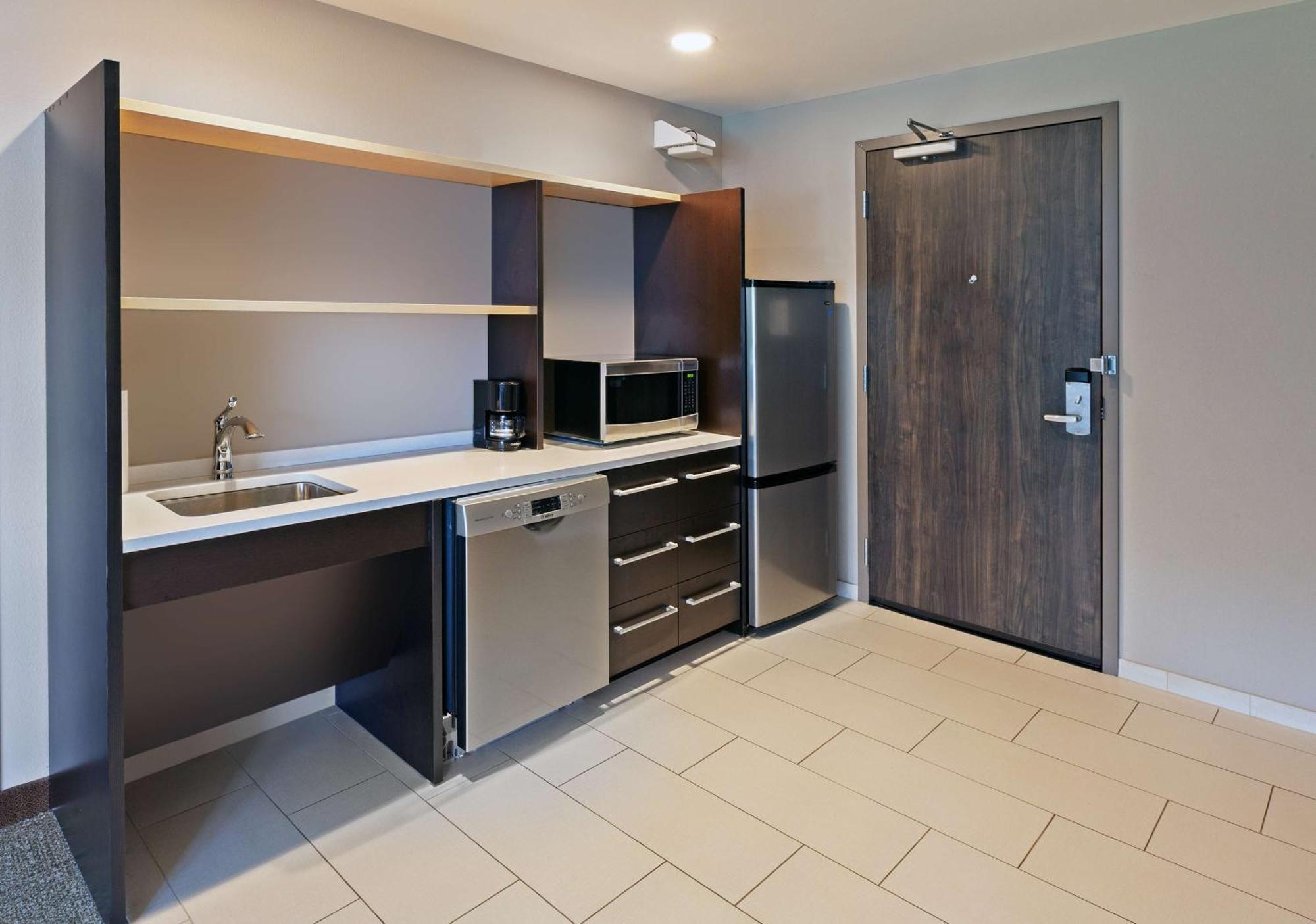 Home2 Suites By Hilton Gonzales Exterior photo